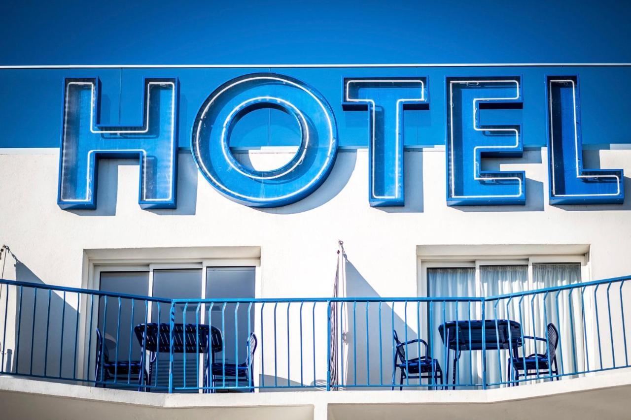 Hotel La Reine Jane Hyères Exteriör bild