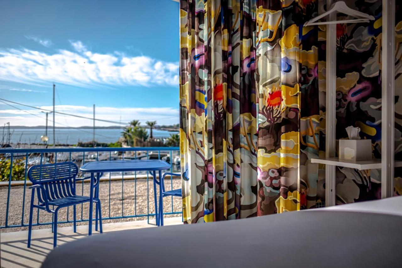 Hotel La Reine Jane Hyères Exteriör bild